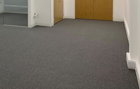 contract carpet and commercial carpet tiles